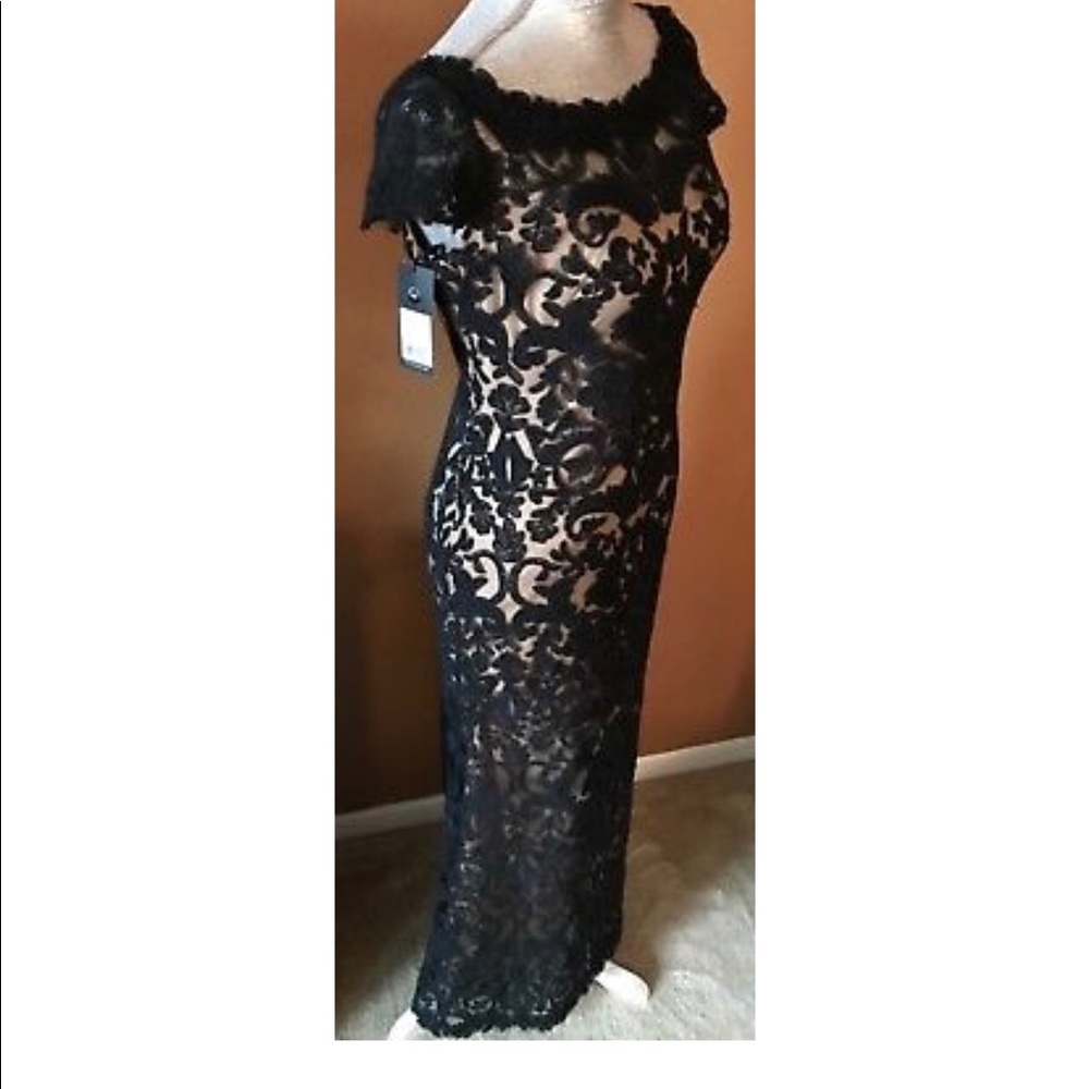 SOLD! Tadashi Shoji Lace Mermaid Gown - ChicEwe - Picture 2 of 6